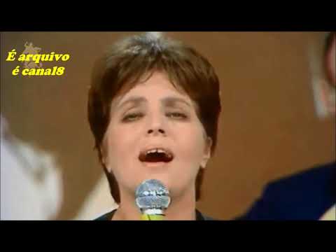 Amália Rodrigues  ---  Uma casa Portuguesa