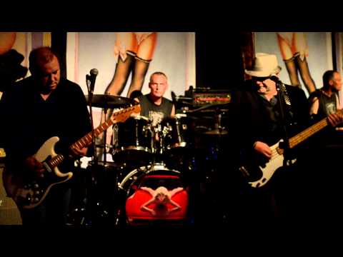 Little Red Rooster Performed by The Mick Rutherford Band