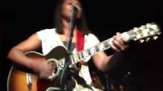 Ruthie Foster "Aim for the Heart"