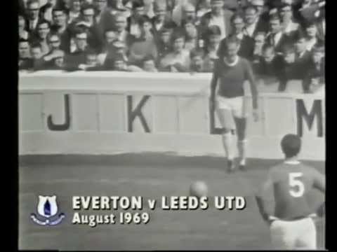 EVERTON 1969-70 SEASON - Everton 3 Leeds United 2 - 30th August 1969