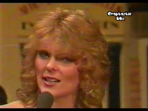 Bernadette - Sing me a song (1983)