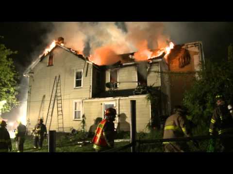 Easton Firefighters Battle House Fire on Wilkes-Barre Street | Working Fire