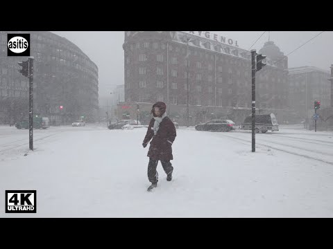 Fortes nevascas e ventos fortes no centro de Helsinque ❄️🌨☃️ (9 de janeiro de 2023)