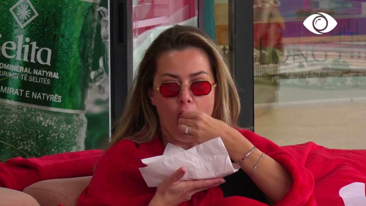 Gerti debaton me Oltën: Je 36 vjeçe ndërron muhabetet!