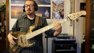 WATCHING YOU  (Shakatak) - bassline by Roberto Salomone