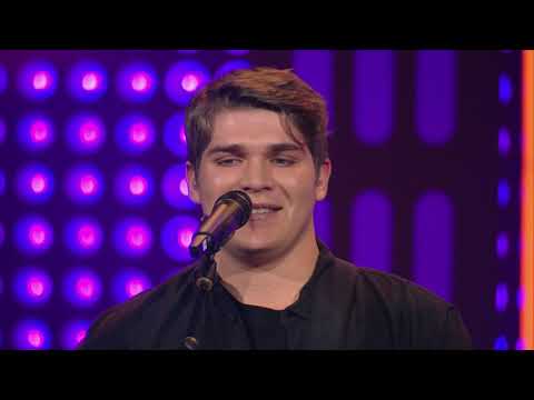 Afrikaans is Groot and Chris Steyn