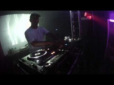 Cris Gonçalves @ Festa Roots - 27/06/2015 - Porto Alegre/RS - Portal Underground