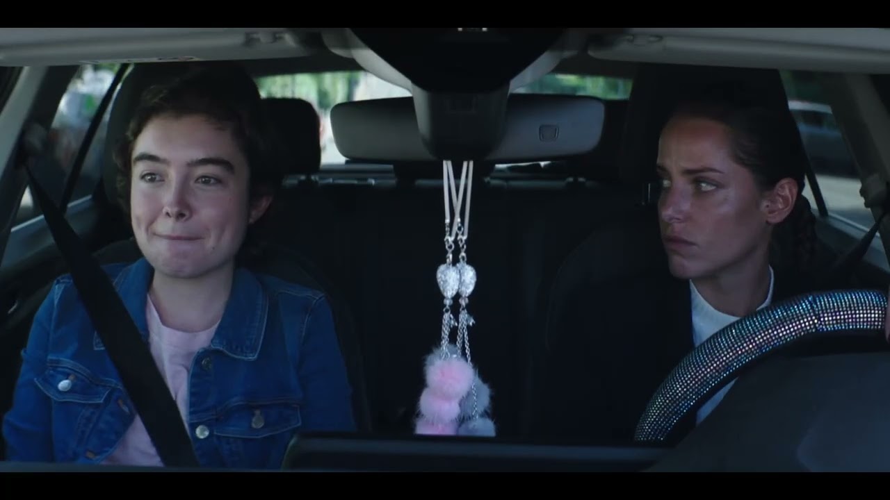 La compañera (2024) -Trailer-