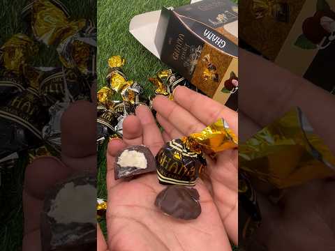 Unboxing Hugs Ghana Twist Center-filled Dark Chocolates Box | Chocolate Review #shorts