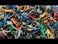 The All-American Army Men ; Introduction To Vintage Plastic Toy Soldiers / Discussion Identification