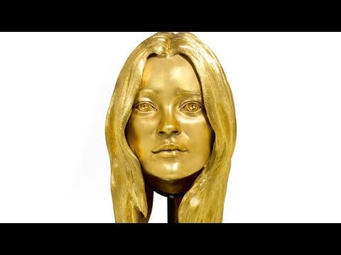 From Yves Klein to Kate Moss – The Seductive Allure of Gold