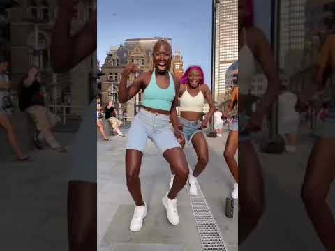 LZ - Tout Doux (Dance Video)