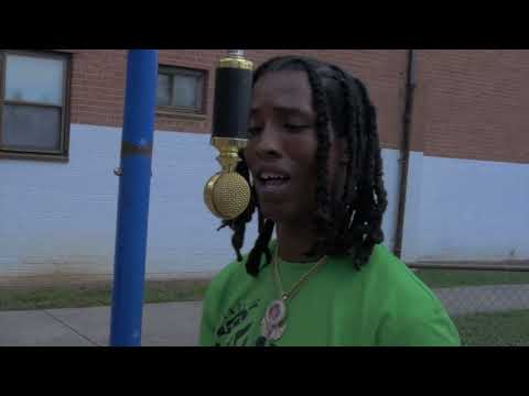 Duka Louiano - “Doodat” Video ( DTA Live Mic Performance ) 🎙️ @directedbymillmdg 🎥