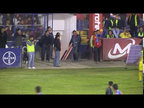 Video Antifútbol: Álvaro Méndez directivo del Xelajú provoca a jugador Cobanero