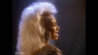 TINA TURNER - WE DON`T NEED ANOTHER HERO (MAD MAX)