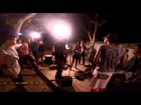 Hedor a muerte - Punk bulla y distortion