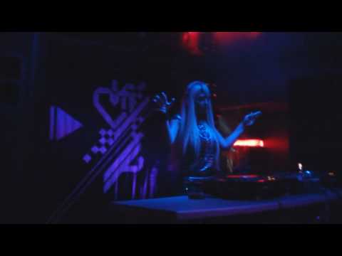 Michi Fasano & Gucci One - Roxanne (Michi Fasano Rmx) (Ukraina) (New Single 2010) House Music)