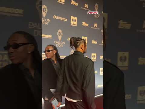 🤝 Michael Olise quitte la cérémonie après la victoire de son coéquipier Harry Kane #ballondor