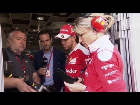 F1 2016 Russian GP - Vettel analyzing the lap 1 incident with Kvyat