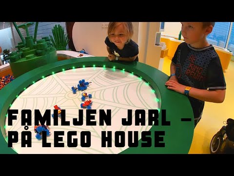 THE JARL FAMILY - Lego House (Billund)