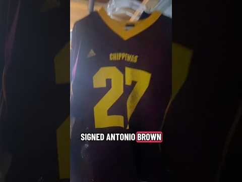 My INSANE Fooball Jersey collection (Feautring SIGNED JERSEY) #nfl #cfb #lions #cmu