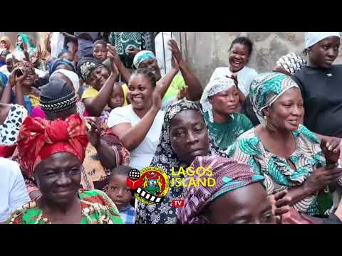 Prince Taiwo OYEKAN Distributes Food Items, Cash Gift To Residents Ahead Of Ramadan Fasting