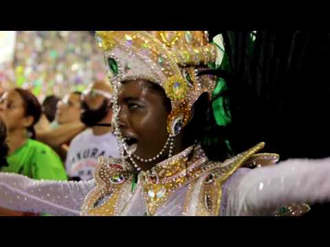 Desfile da Mocidade em clipe