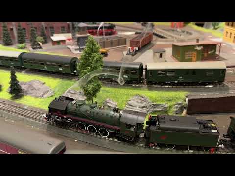 Die Br 141 der SNCF , wie ich finde, der beste Märklin Sound 😊