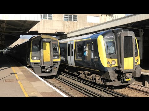 Trains at Woking | 18/8/21