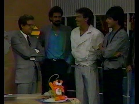 Jorge Victoria y Marcos Valdés "Entrevista con Guillermo Ochoa"