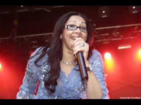 download lagu mp3 mp4 Cheba Zahouania Dana Dana Dayni Mp3, download lagu Cheba Zahouania Dana Dana Dayni Mp3 gratis, unduh video klip Cheba Zahouania Dana Dana Dayni Mp3