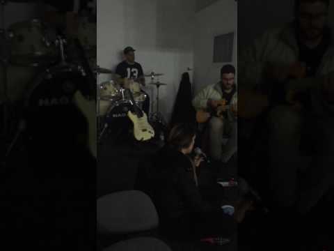 Ele é o verbo video