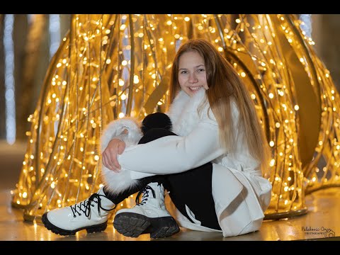 NEW YEAR'S EVE, Minka Lavrič