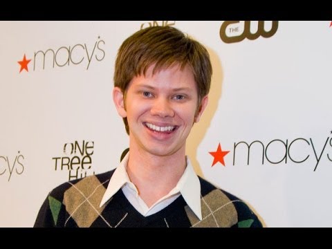 Minkus is Back! Boy Meets World Alum Lee Norris to Appear on Disney Spin-Off Girl Meets World