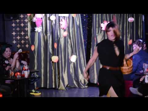 Anya B. Hynz - Biscuit