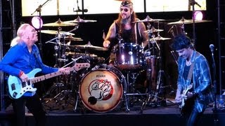 The Winery Dogs - Criminal - 07/26/2013 - Live in Sao Paulo, Brazil