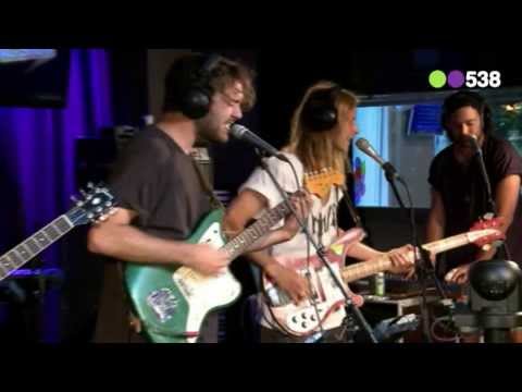 Go Back To The Zoo - Charlene (live bij de Frank en Vrijdag Show)
