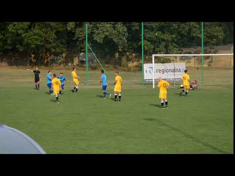 (26.08.2018) B klasa: Kuźnia II Jawor - Płomień NWG 6:0 - gol na 2:0 Emiliana Borka