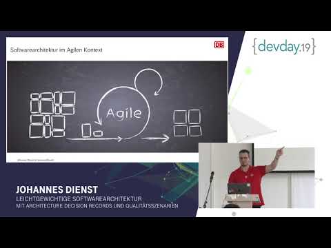 Dev Day 2019: Johannes Dienst - Leichtgewichte Softwarearchitektur
