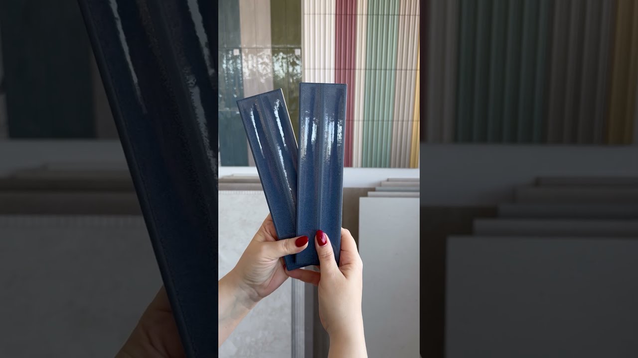 Niebieskie kafelki 3d w małym formacie na ścianę