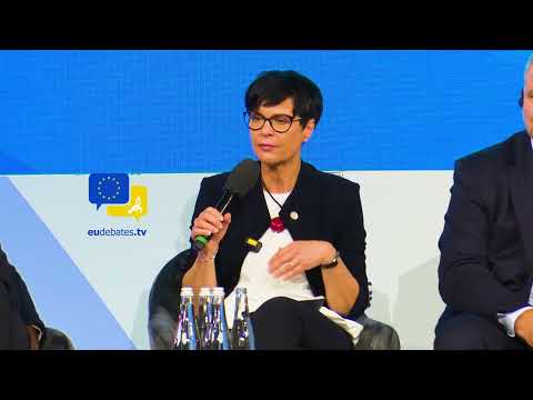 Video Thumbnail: Marta Kos: Ukraine’s EU Accession Is Europe’s Responsibility — “Nothing Is Forever”
