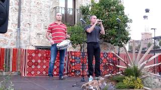 preview picture of video 'Los Mellizos de Lastras de Cuellar, Segovia  Muestra Dulzaineros, Mecerreyes 4 agosto 2012'