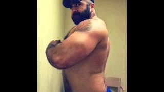 Sexy Muscle Bears