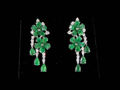 14k White Gold 9.3ct (TW) Emerald and Diamond Dangling Earrings