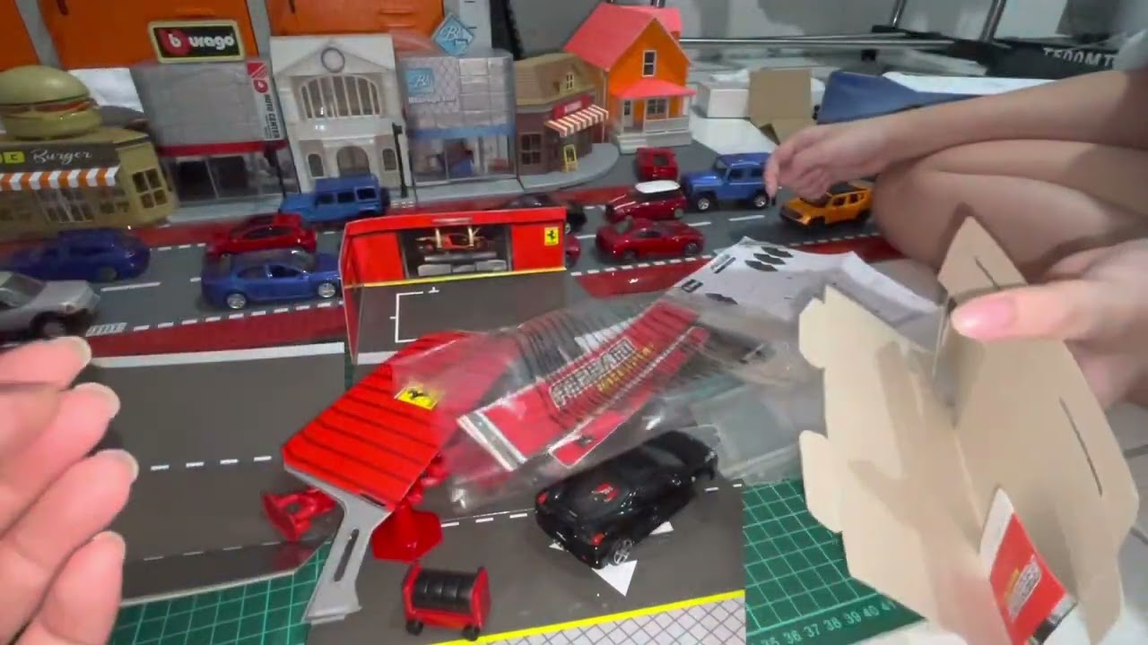 Ferrari Race & Play unboxing