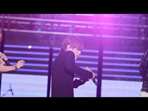 [fancam] 100803 SHINee onew - lucifer @ Cool Summer Concert