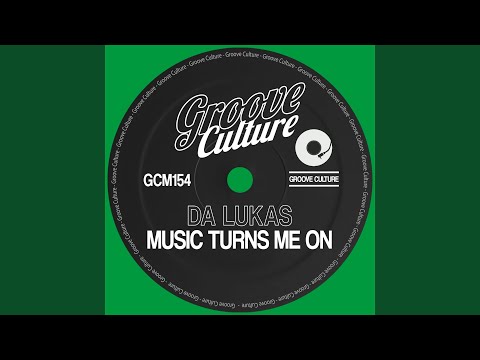 Music Turns Me On (Extended Mix)