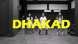 Dhaakad Aamir Khan Version - Dangal | Zumba fitness choreography | Vicky &amp; Aakanksha