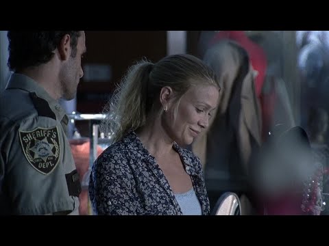 TWD S1E2 - Andrea Gets Amy A Mermaid Necklace