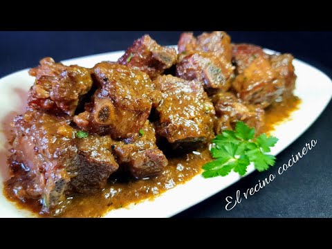 COSTILLAS de cerdo en salsa